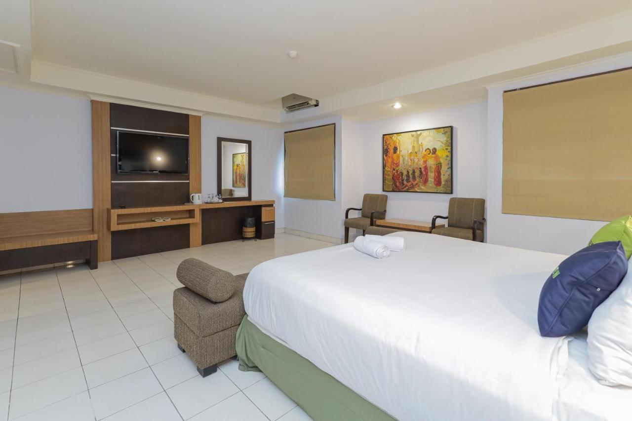 Urbanview Hotel Taman Suci Denpasar Eksteriør billede