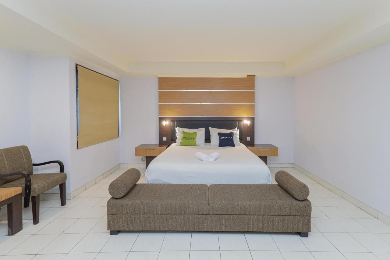 Urbanview Hotel Taman Suci Denpasar Eksteriør billede