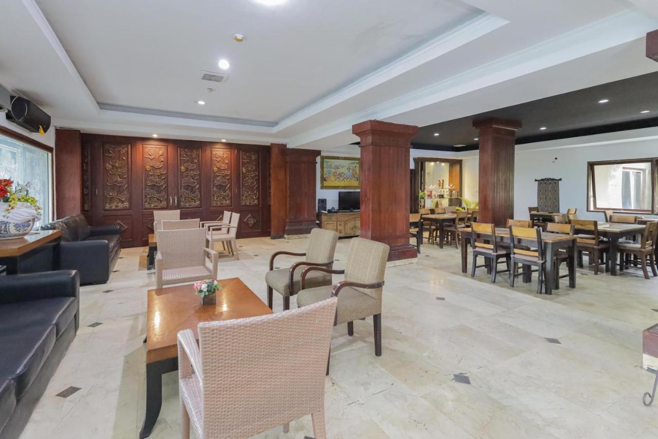 Urbanview Hotel Taman Suci Denpasar Eksteriør billede