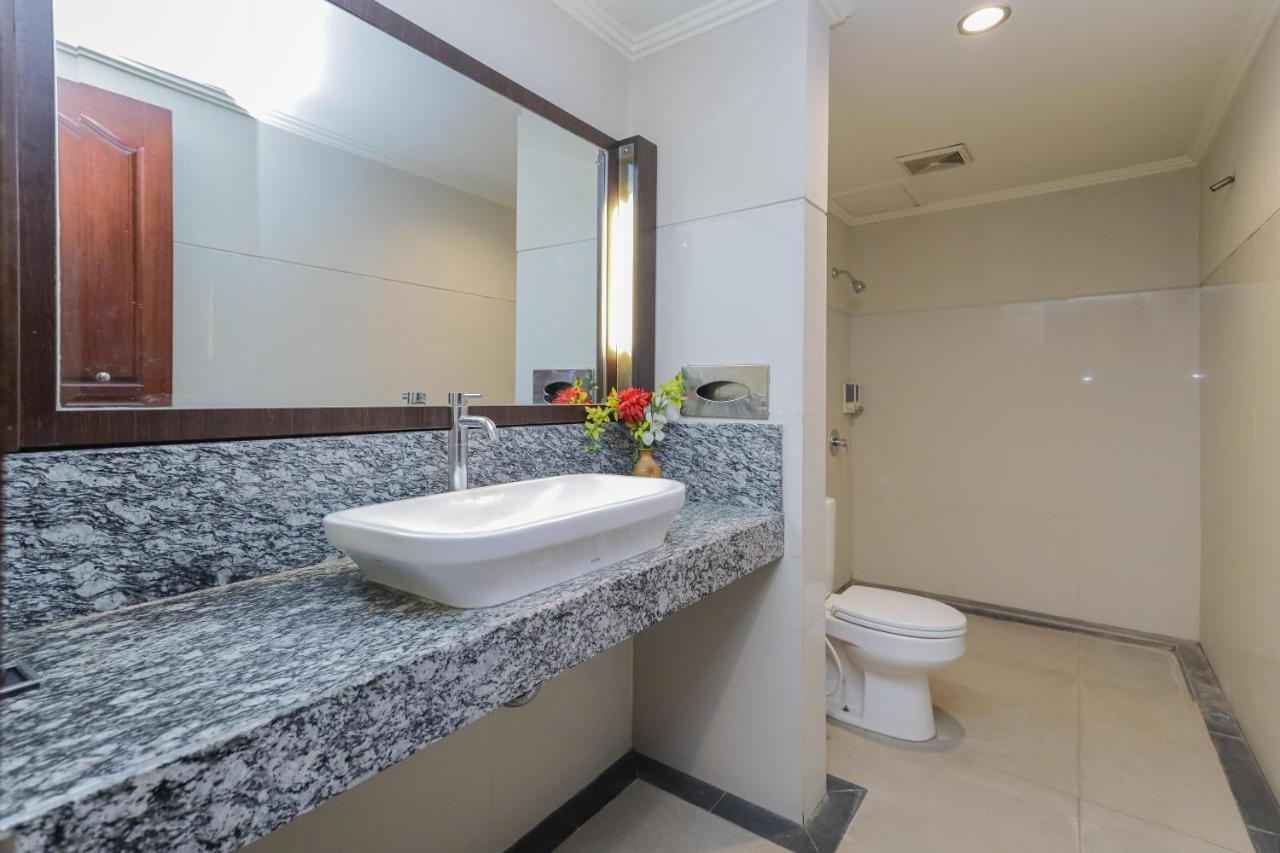 Urbanview Hotel Taman Suci Denpasar Eksteriør billede
